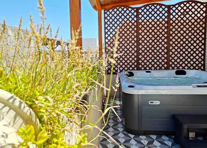 Vakantiehuis Zebbuga Luxury 1